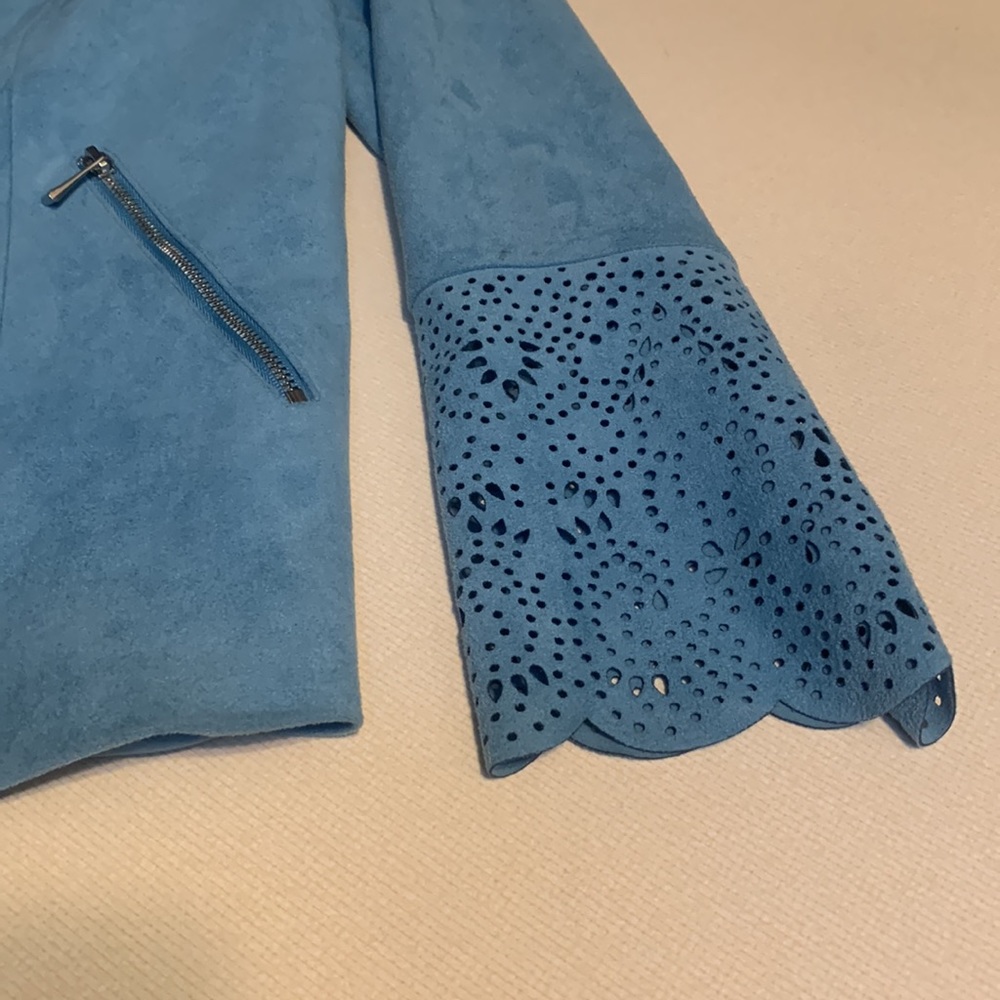 Chico’s Powder Blue Shacket - Picture 8 of 8